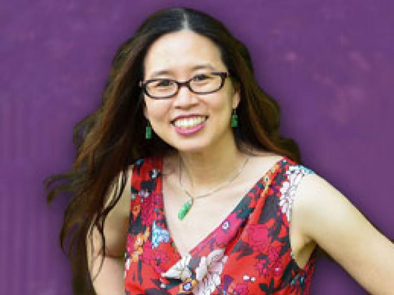 photo of Author Grace Lin 